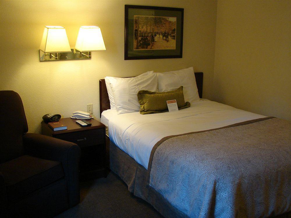 Candlewood Crabtree By Ihg Raleigh