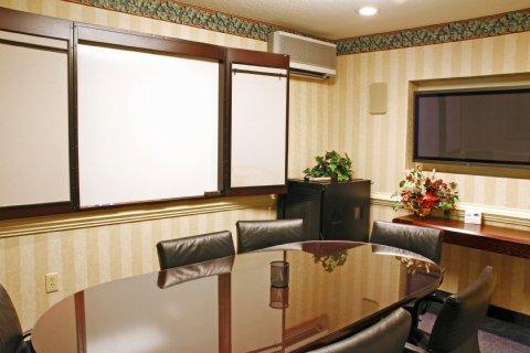 Candlewood Crabtree By Ihg 2* Raleigh