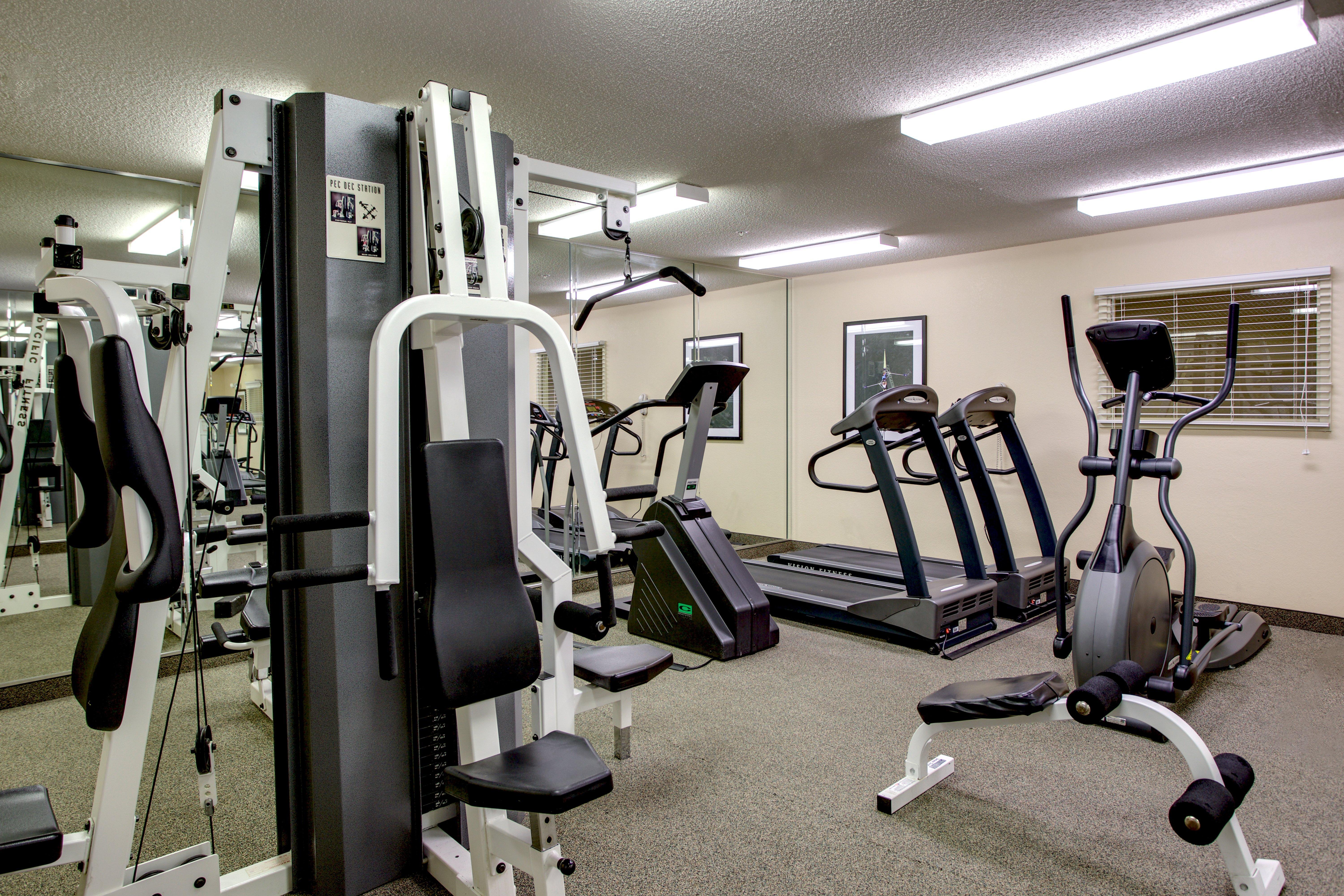 Candlewood Crabtree By Ihg Hotel 2*