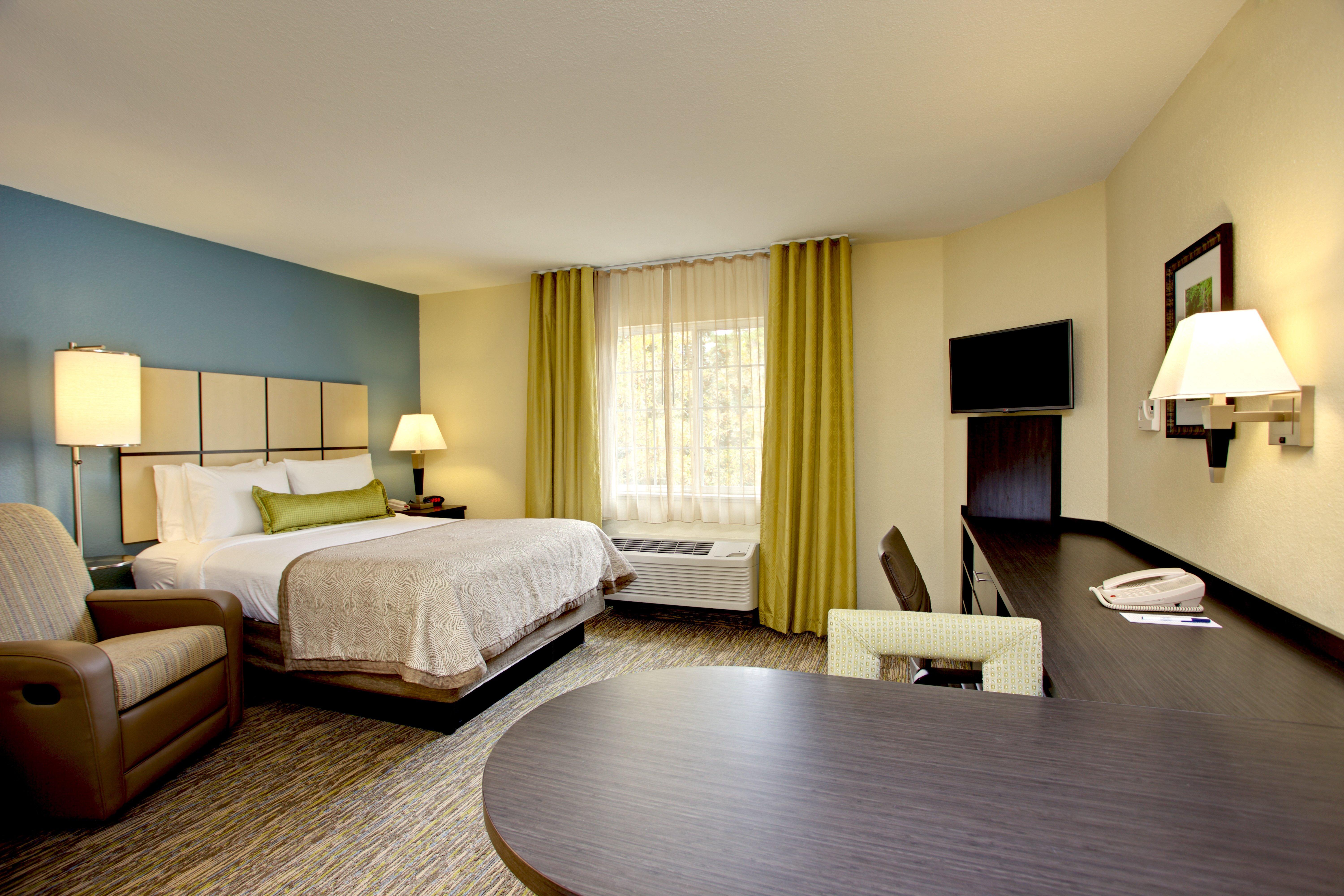 Candlewood Crabtree By Ihg Hotel Raleigh