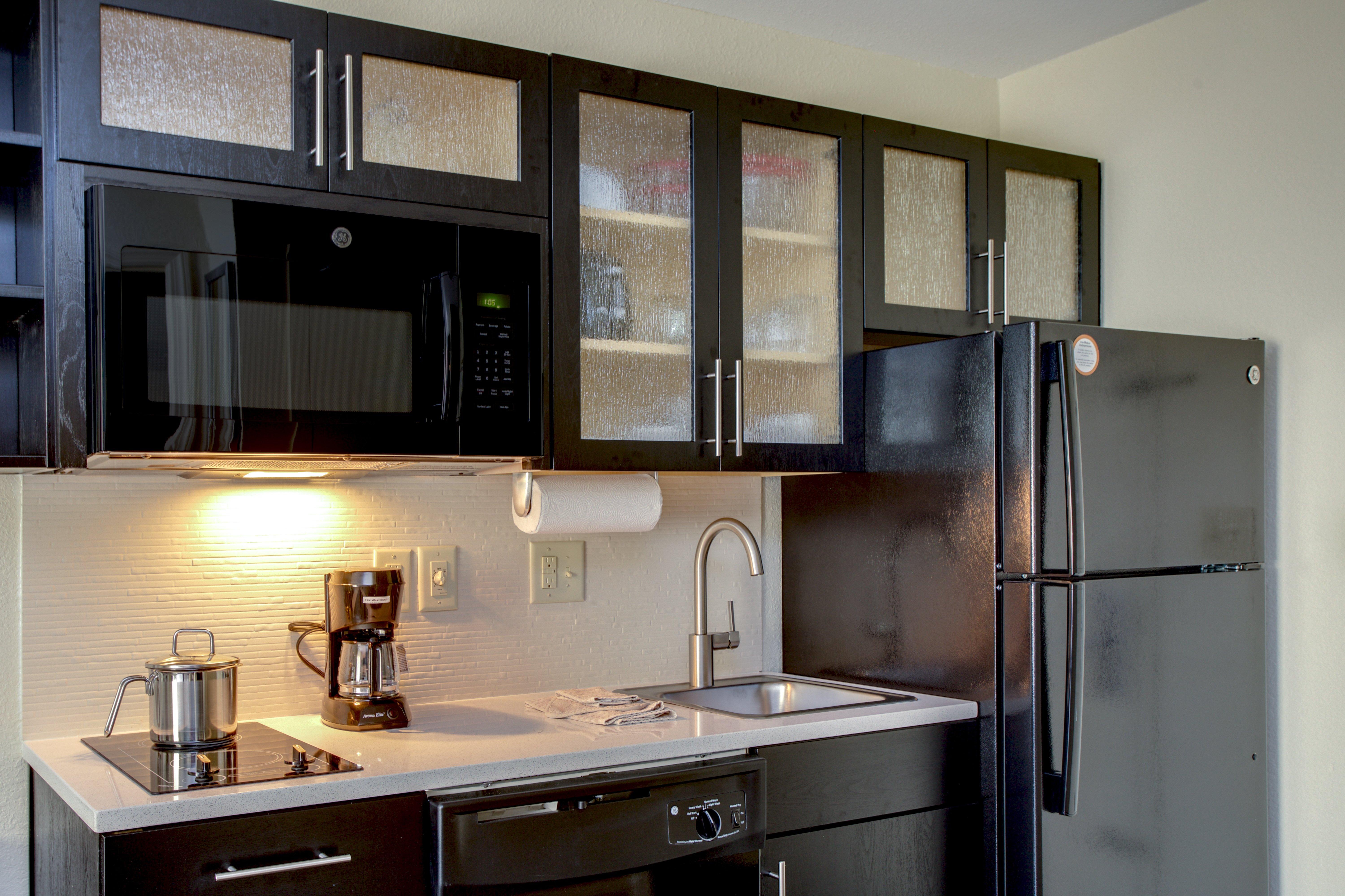 Candlewood Crabtree By Ihg Hotel 2*